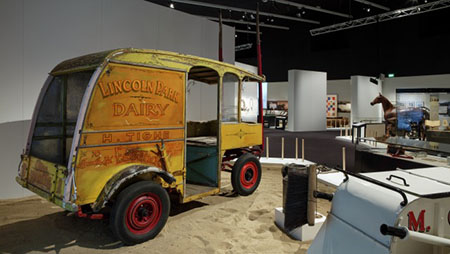 Lincoln Park dairy cart, about 1947