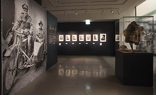 The entrance to the exhibition: the uniform on the right tells the story of Horace Arnold Parton, who has been identified in the Vignacourt collection